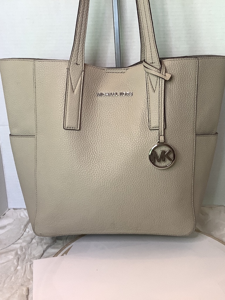 Euc Beige Michael Kors Tote Shoulder Leather Bag